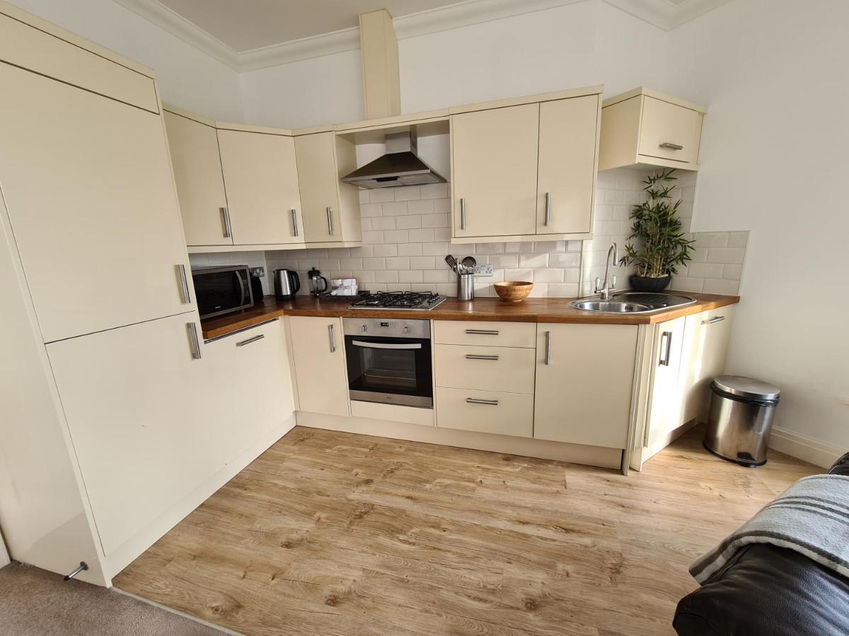Vitamin Sea - Beachfront Apartment - Sleeps 4 Ramsgate Kültér fotó