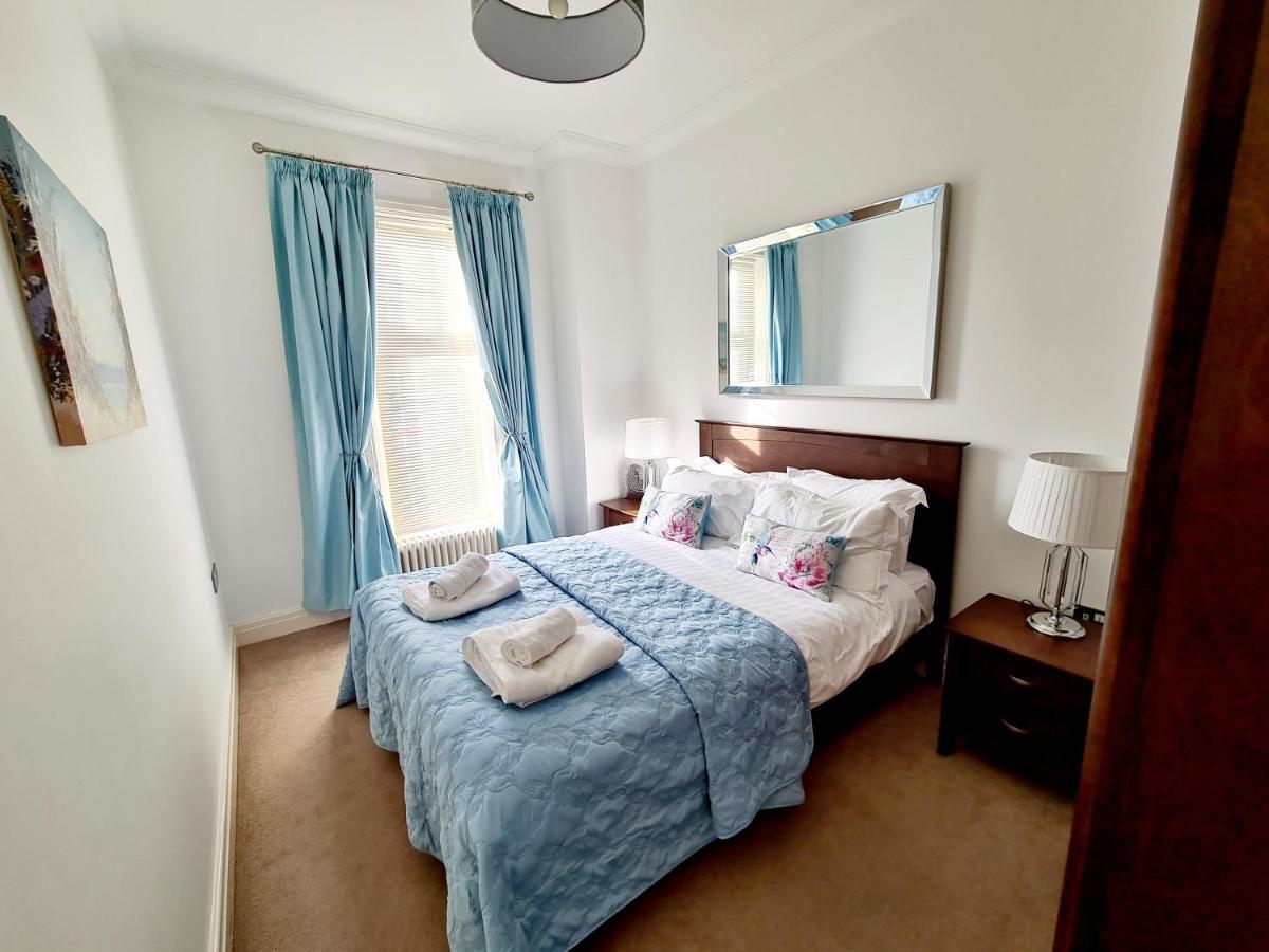 Vitamin Sea - Beachfront Apartment - Sleeps 4 Ramsgate Kültér fotó